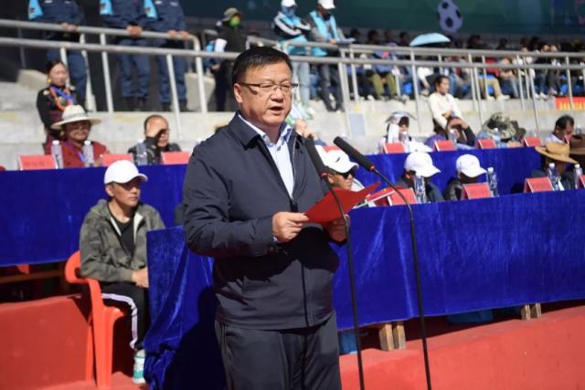 周琦谈球队结构：只有一个核心，角色分明才能成团结之力